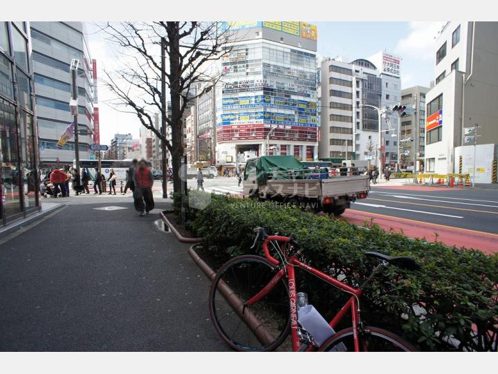 前面道路【石川興産ビル】