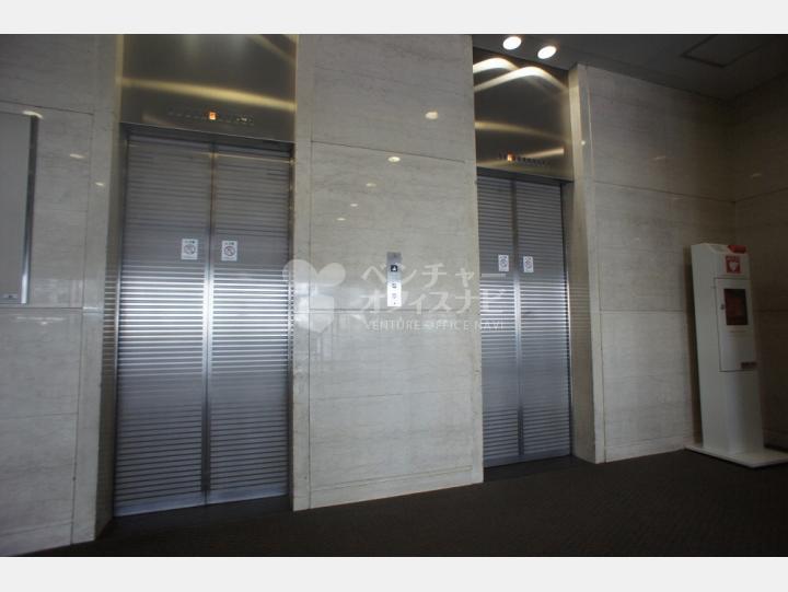 エレベーター【銀座昭和通りビル】