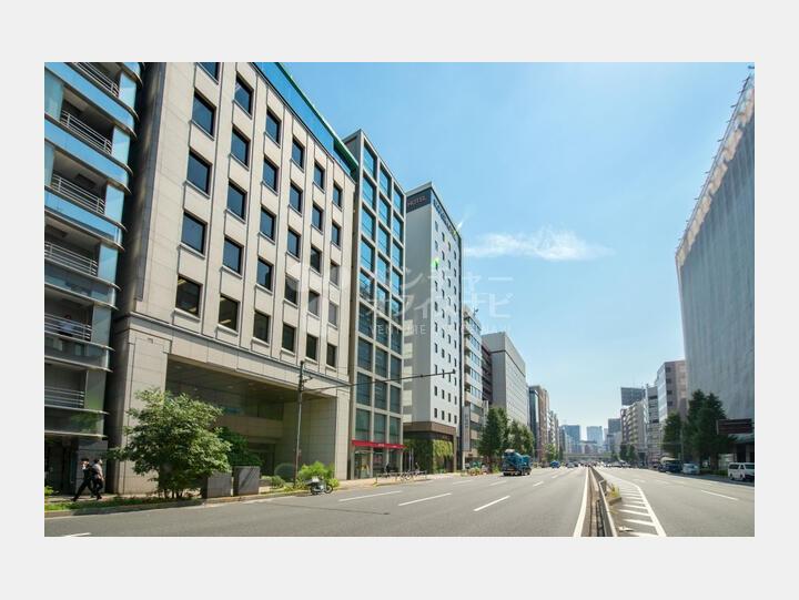 【前面道路】VORT浜松町III