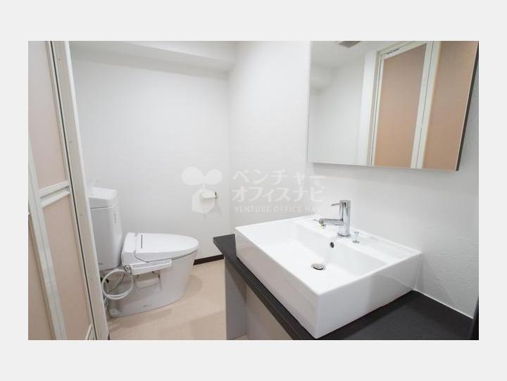 ５Fトイレ【麻布台ロイヤルプラザ】