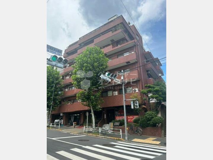 外観　重厚感ある外観です　【マルモール代々木】