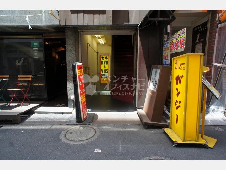 入口　【川元ビル】