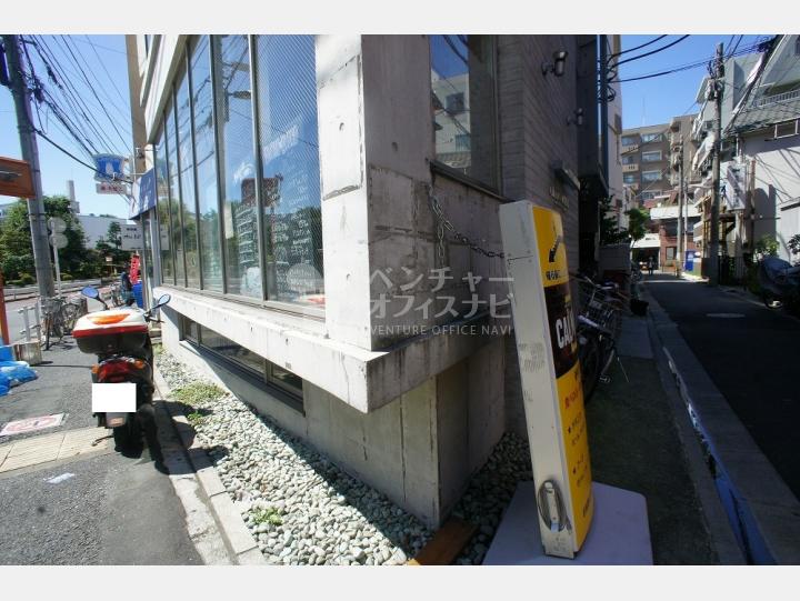 外観【クレヨンオチアイ】