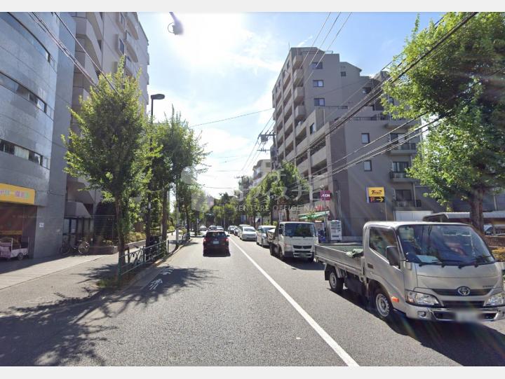 【前面道路】メゾンドルミエール