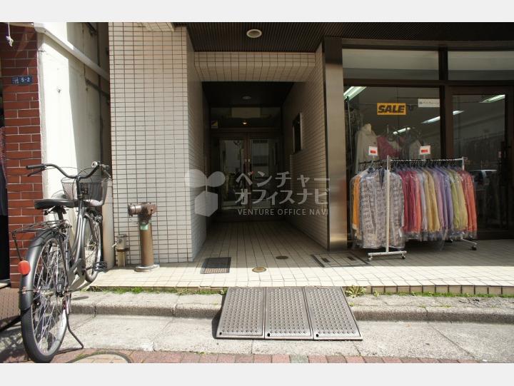入口【馬喰町有楽ビル】