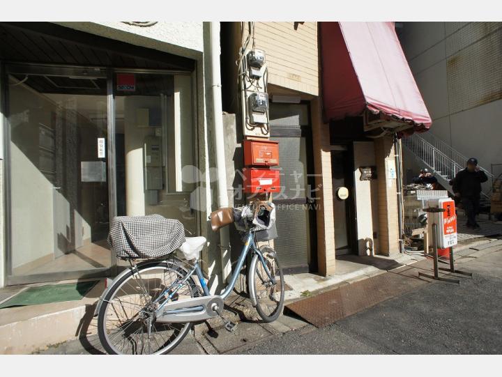 入口【神田第八ＫＭビル】