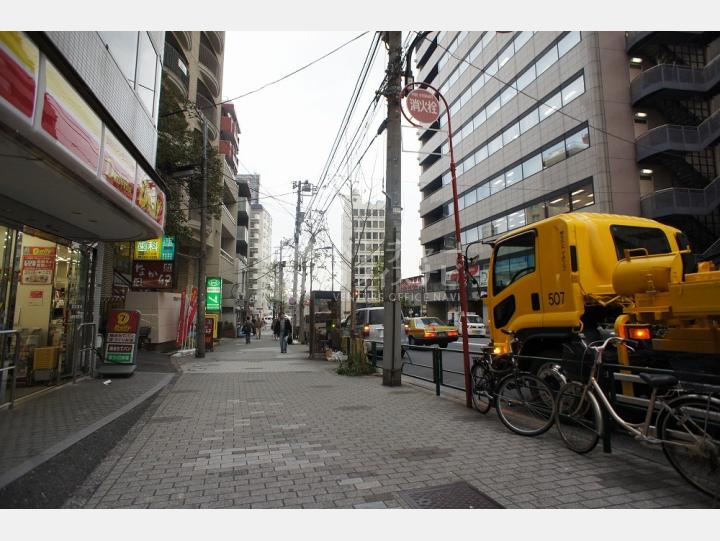 建物前の道路 【日本生命高輪第2ビル】