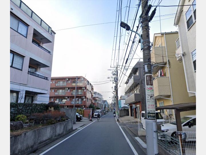 【前面道路】ファムール石神井