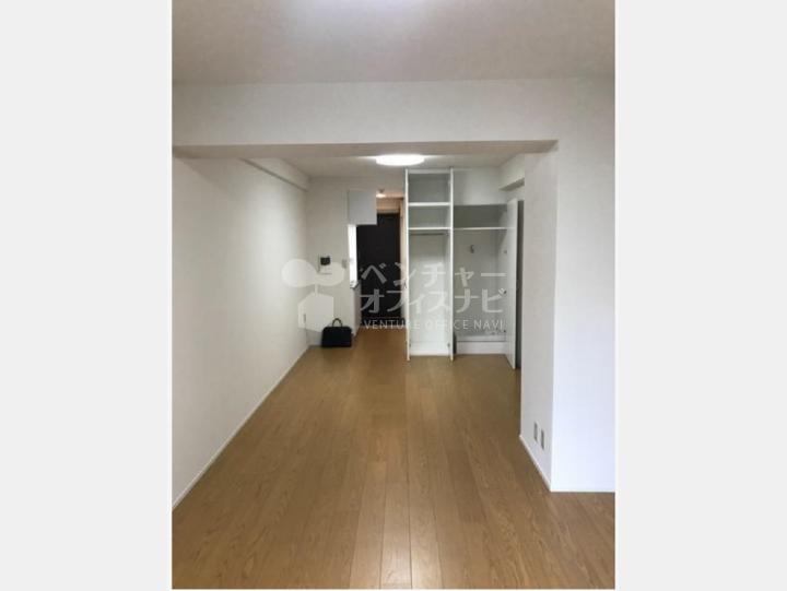 SOHOマンション【麻布台ロイヤルプラザ　204号室】