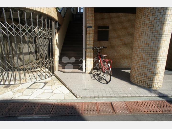 入口【ボヌール青山】