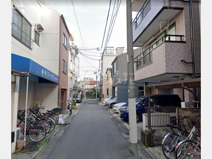 【前面道路】飯田コーポ