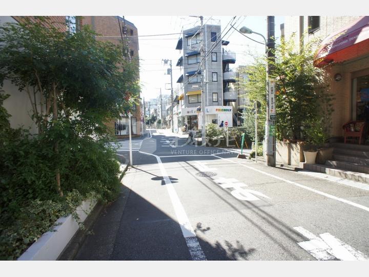 周辺道路　【チェラーザ代官山】