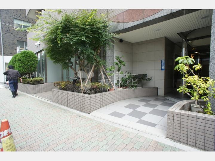 入口【東建シティハイツ上野】