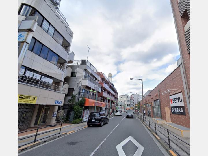 【前面道路】IKOビル