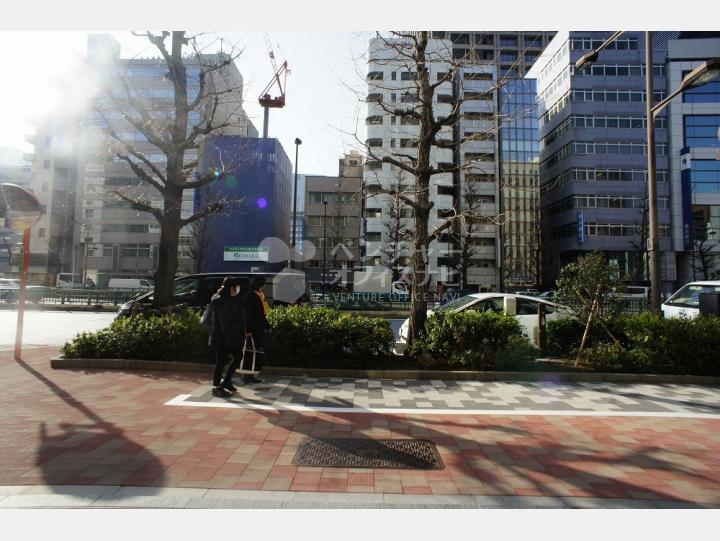 建物前道路【フロントプレイス日本橋】