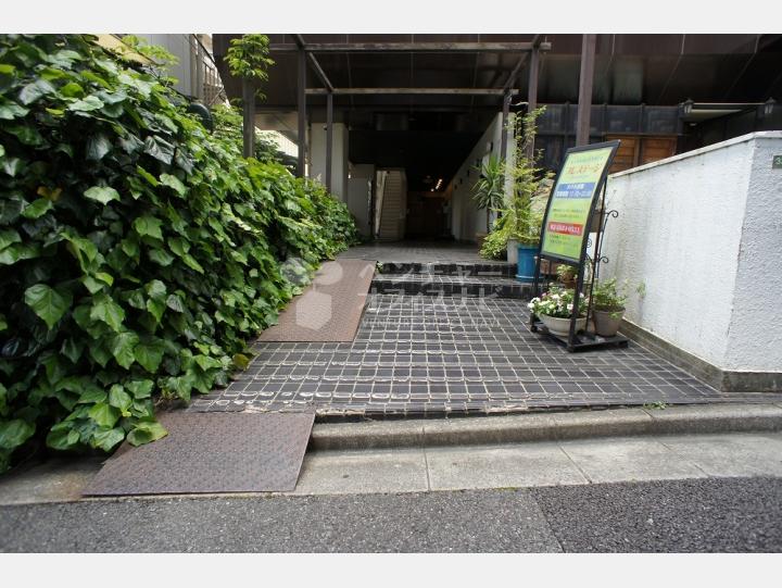 入口【後楽園キャステール】
