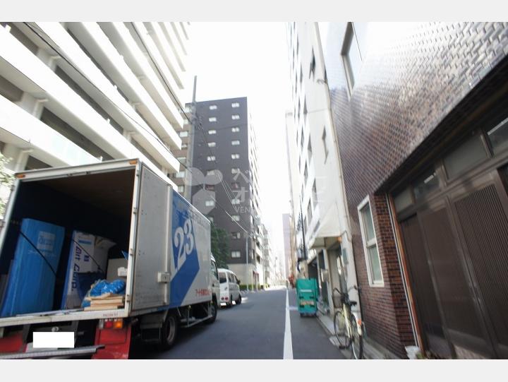 物件前通り【佐藤ビル】