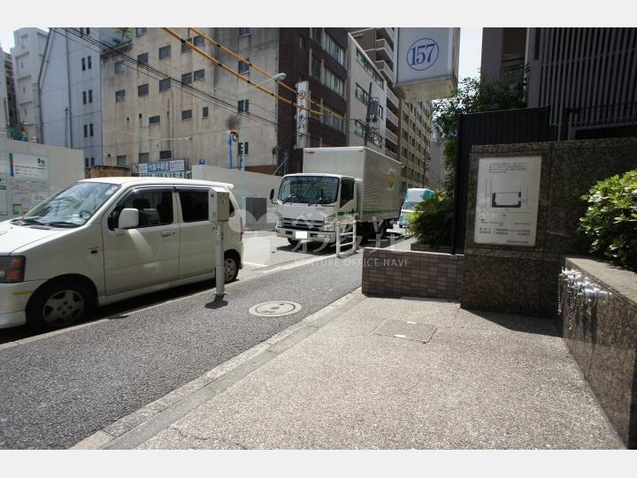 前面道路【マツモトビル】