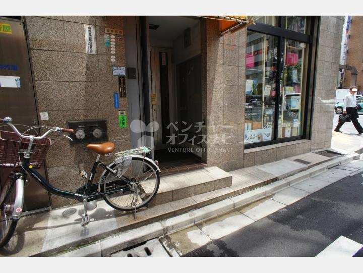 入口【仲芳屋ビル】