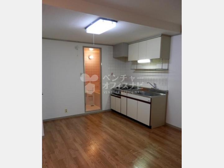 室内【成子坂ハイツ】