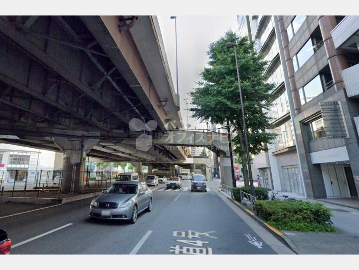【前面道路】SHIFT KANDA
