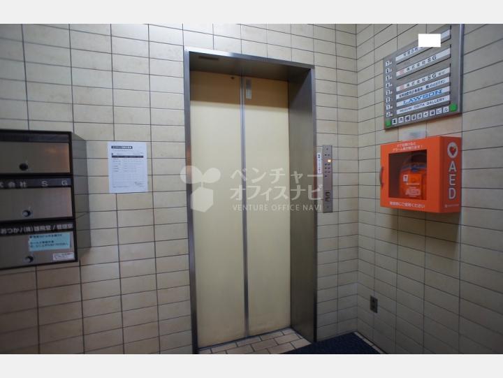 エレベーター【銀座大塚ビル】