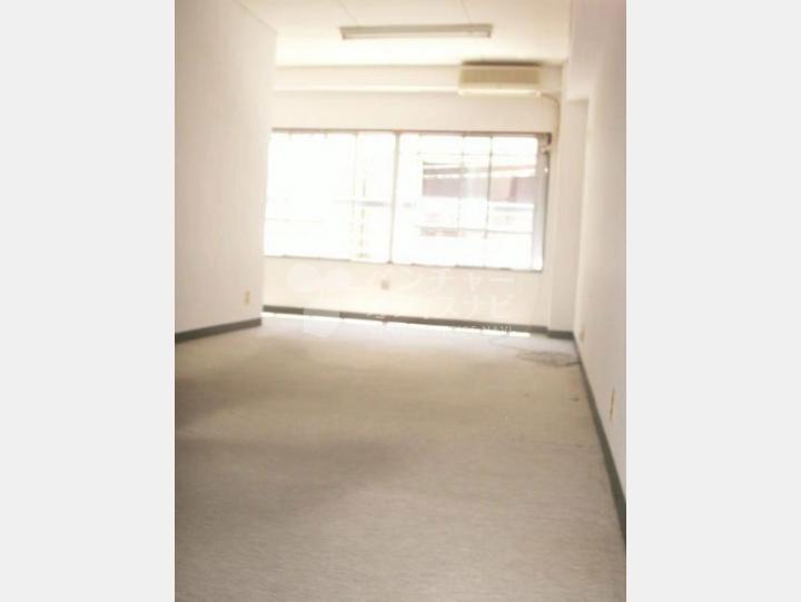 【新宿2丁目オフィス】