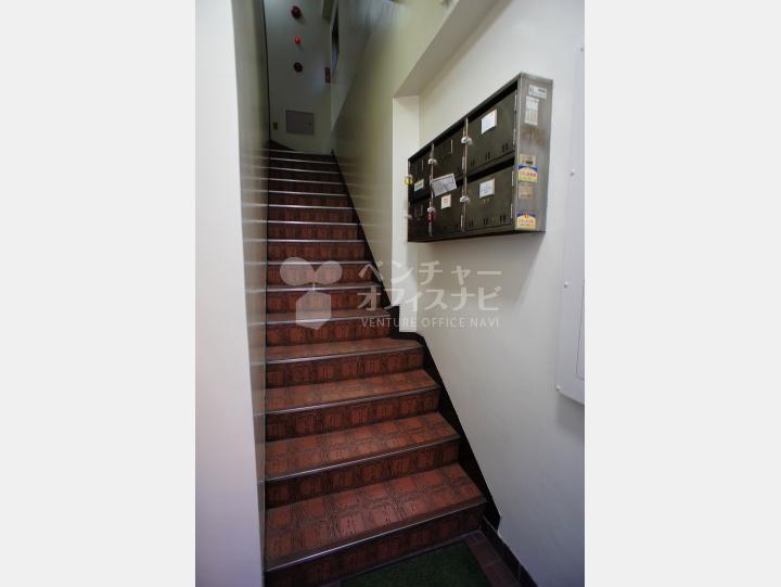 エントランス　【いとうビル】