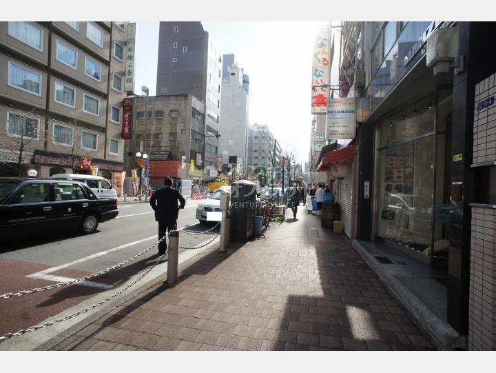 前面道路【日吉ビル】