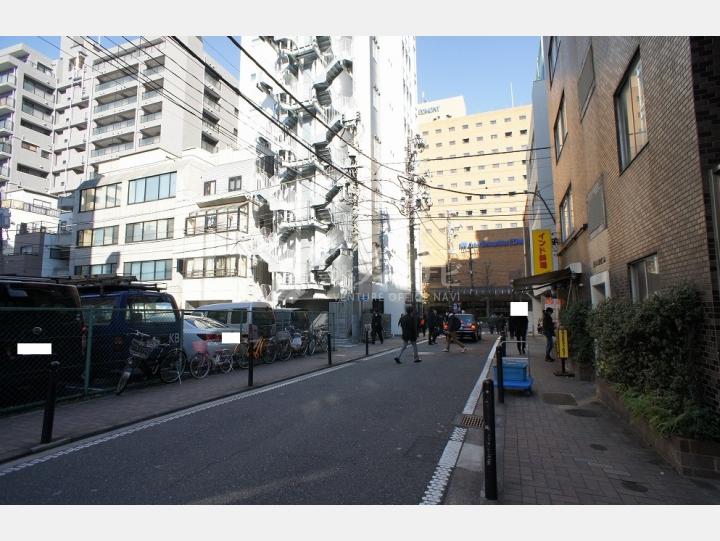 前面道路【東西館ビル本館】