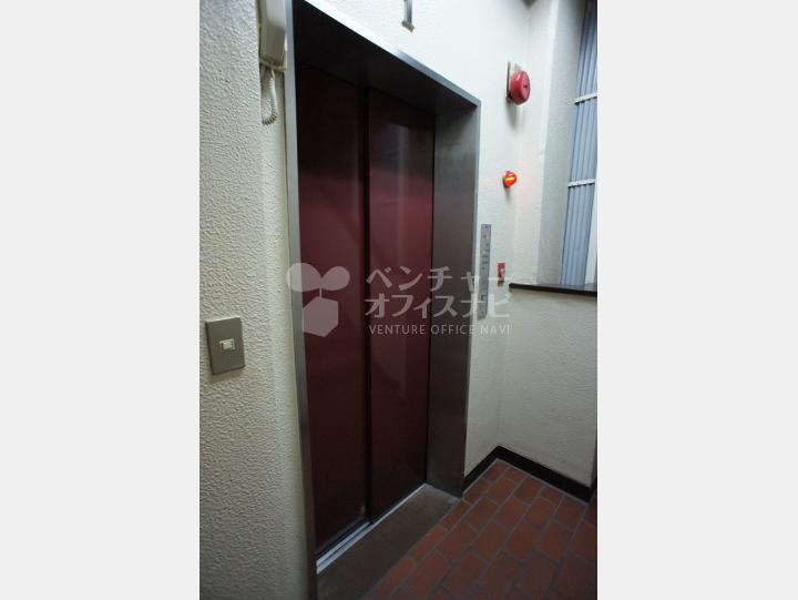 エレベーター 渋谷ビレッヂ南平台