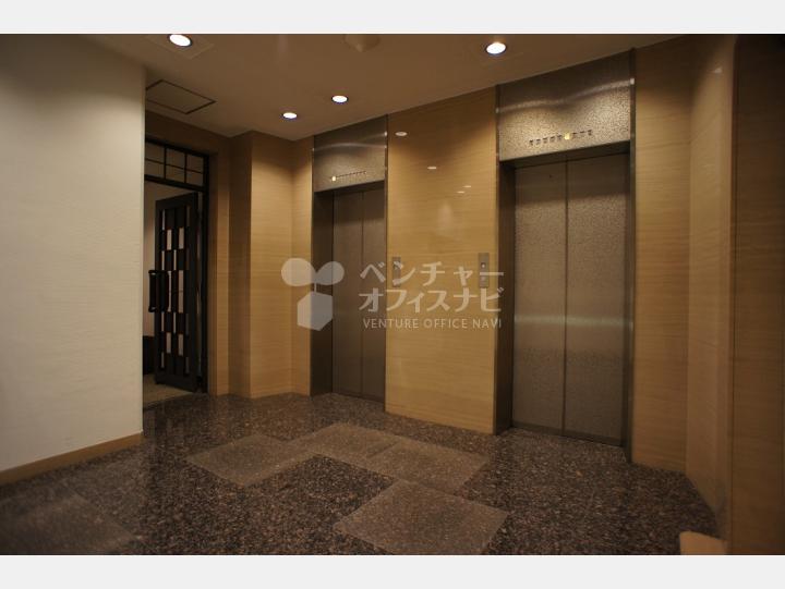 エレベーター　【恵比寿ISビル（EBISU I.S.BLDG.）】