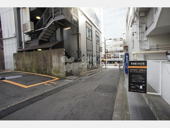 ビル前面道路【小川町北ビル】