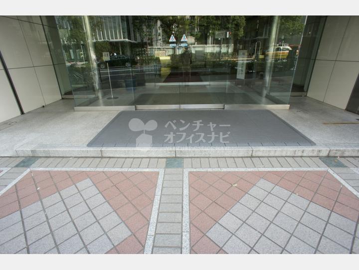 入口　【千代田会館ビル】