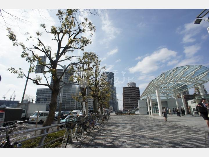 建物前通り【晴美アイランドトリトンスクエアオフィスタワーY連】