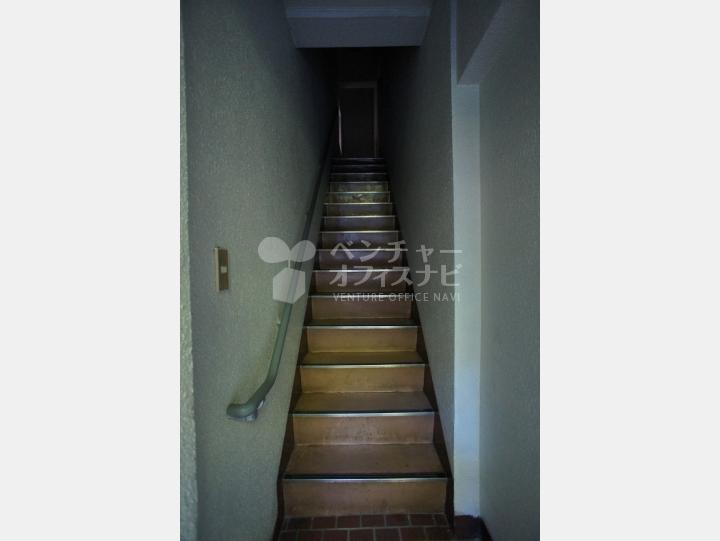 共用部階段 【千駄ヶ谷ビル】