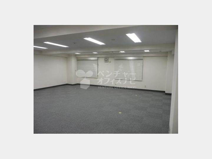 室内　【カクタス飯田橋ビル】