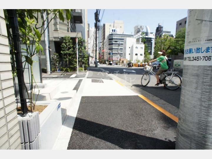 ビル前面道路【永井ビル】