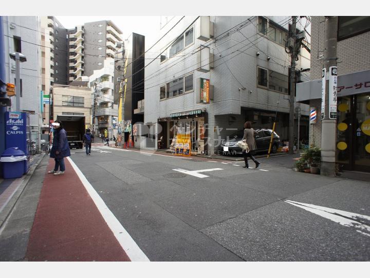 ビル前面道路【第３大図ビル】