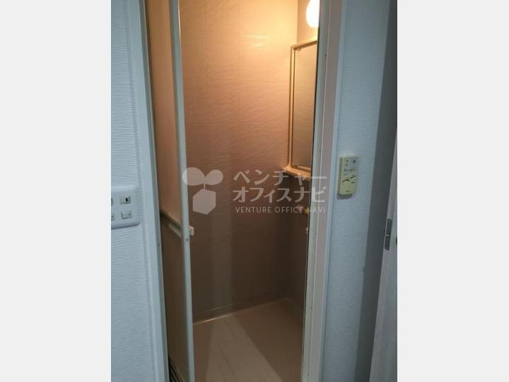 2Fユニットバス【ル・グラシエルBLDG.25(旧 日経新橋ビル)】