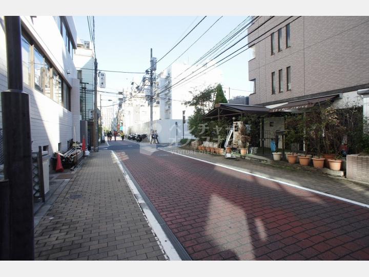 前面道路【成友芝浦ビル】