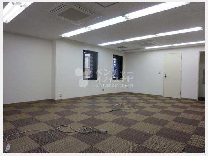 室内【美術館ビル】