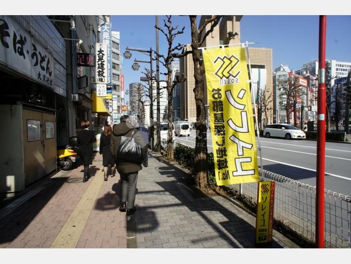 ビルの前の通り【サンサーラ西池袋ビル】