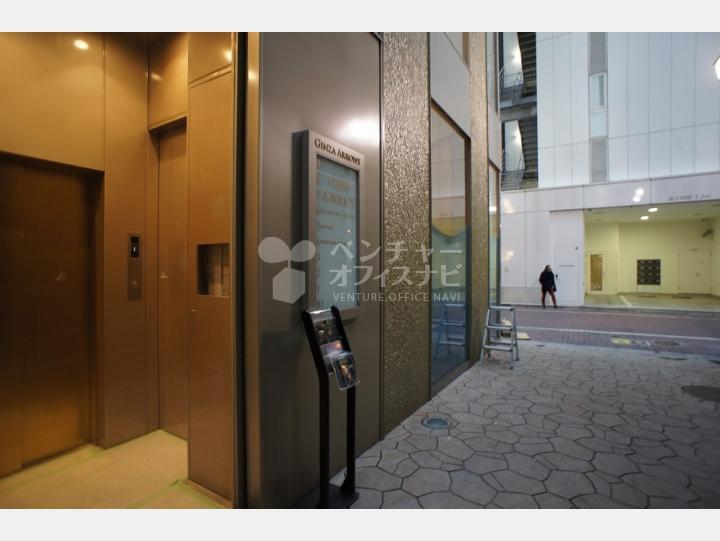 入口周辺【GINZA ARROWS】