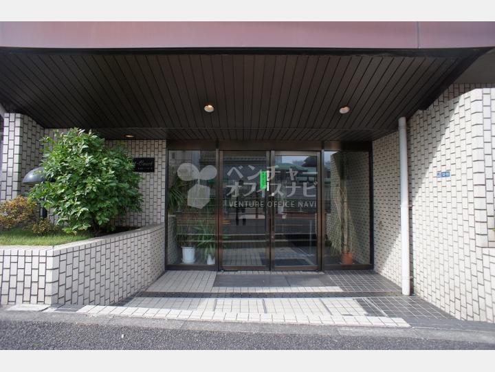 物件入口【シャレーコート三田】