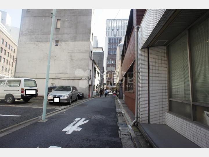 建物前【第一正明ビル】