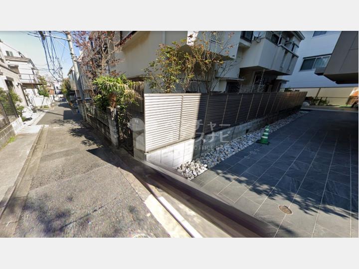 【前面道路】CASA SELVA