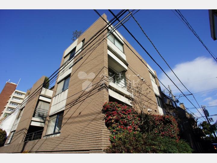 外観【Ｋ’ｓ　ＦＬＡＴ】