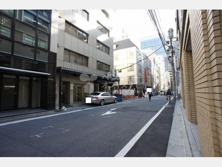 前面道路【美土代ビル】