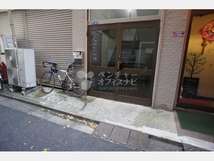 入口 【笹屋ビル】